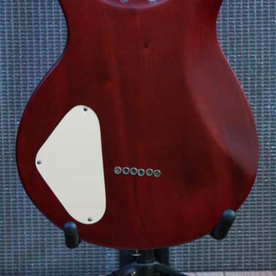 Benavente 200 Series 2003 - Wine Red image 12
