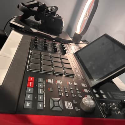 Akai MPC X Standalone Sampler / Sequencer 2017 - Present - Black image 2