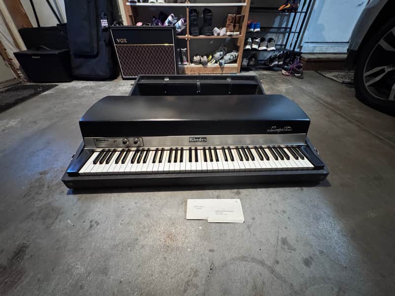 Rhodes Mk1 Stage 73鍵／1975年製 Rhodes Mark I Stage 73-Key Electric Piano (1975 - 1979) | Reverb UK