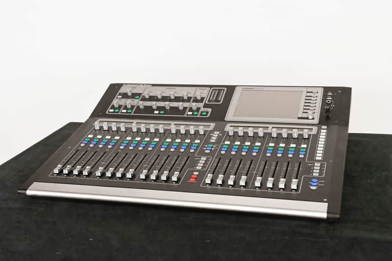 Allen & Heath Allen & Heath GLD-80 Chrome Edition Digital Mixing Surface