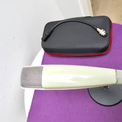 Sennheiser MD 421-N Cardioid Dynamic Microphone image 5
