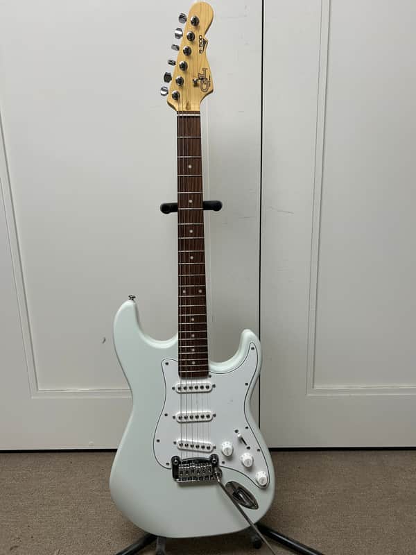 G&L Tribute Series S-500 with Rosewood Fretboard