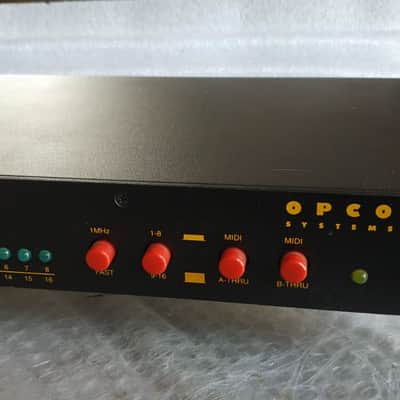 Opcode STUDIO 4 MIDI INTERFACE AND PATCHBAY image 3