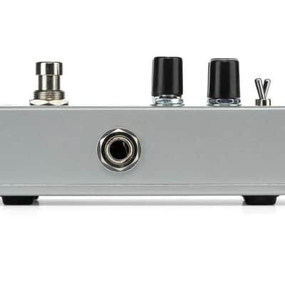 Electro-Harmonix LPB-3 Linear Power Booster & EQ pedal image 2