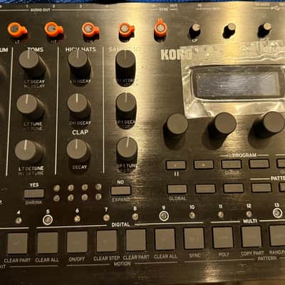 Korg Drumlogue Hybrid Drum Machine 2022 - Present - Black image 1