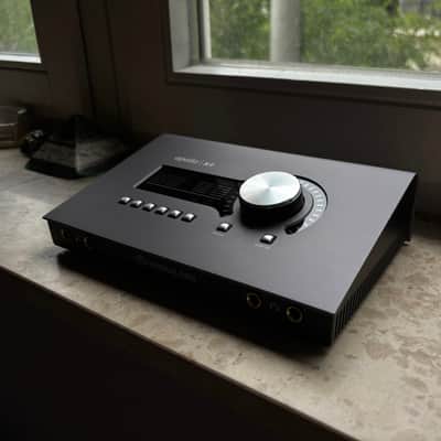 Universal Audio Apollo x4 QUAD Thunderbolt 3 Audio Interface (Gen 1) image 2