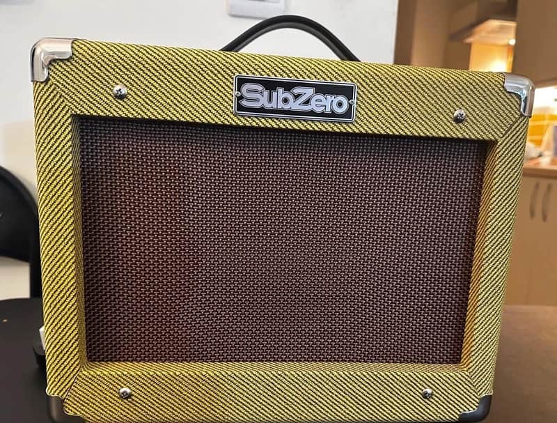 SubZero Micro UKULELE AMPLIFIER PORTABLE UKE AMP CREAM I-5U image 1
