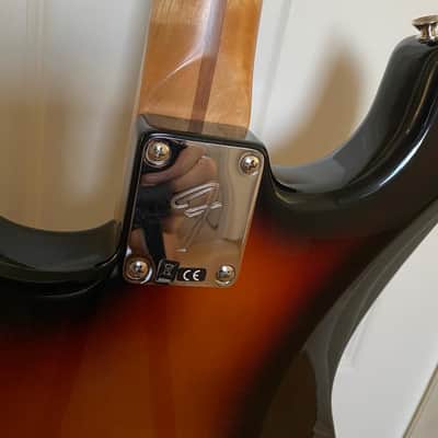 Fender Stratocaster Standard, Mexico 1998, Sunburst image 8