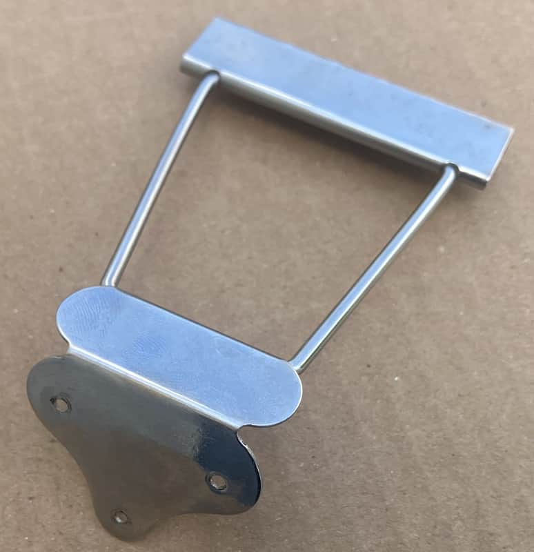 Kay/Harmony- Vintage Short trapeze tailpiece, 4", chrome image 1