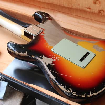 FENDER "Michael Landau Signature 1968 Stratocaster, Round-Laminated Rosewood, Bleached 3-Color Sunburst" HARDCASE, PAPERS, 3, 58 KG image 12