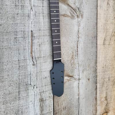 Custom Texas Long Horn 22 fret Electric Guitar Neck Replacement Project DIY Bild 3