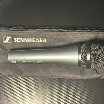 Sennheiser e835 Handheld Cardioid Dynamic Vocal Microphone w/travel case