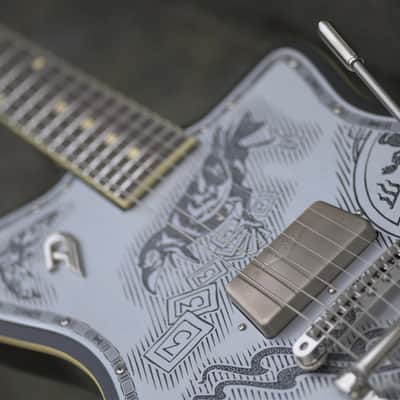 Duesenberg Alliance Series Johnny Depp - Aluminium plate with Johnny Depp tattoo artwork image 13