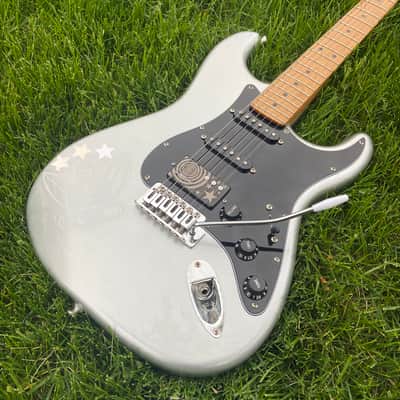Fender Player Stratocaster - HSS - Billy Corgan Z-One - 2020 - Silver - Maple Fretboard - MIM image 3