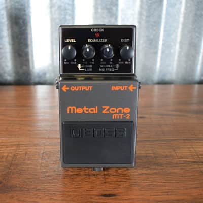 Boss MT-2 Metal Zone Distortion Guitar Effect Pedal image 2