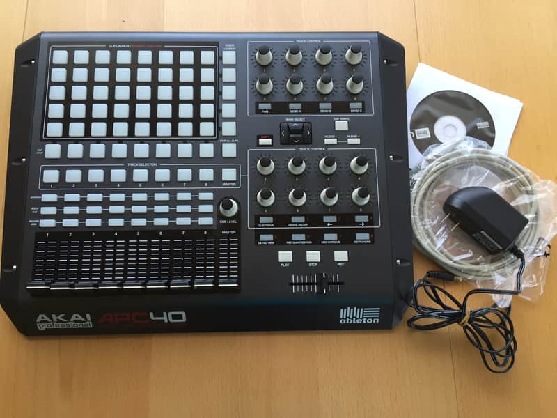 Akai APC40 2010s - Black image 1