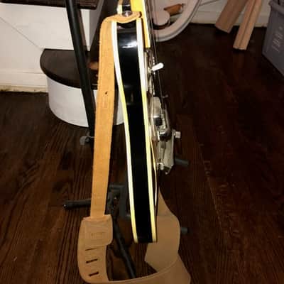 Royal Artist Bruno 1960s electric guitar image 7