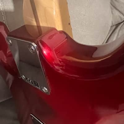 Fender Standard Stratocaster 2013 - Candy apple red image 6