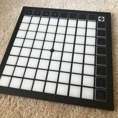 Novation Launchpad X Pad MIDI Controller 2019 - Present - Black