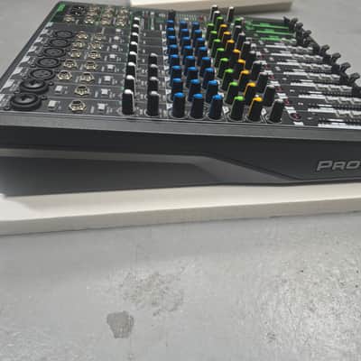 Mackie ProFX12v3 12-Channel Effects Mixer 2020 - Present - Dark Gray image 5