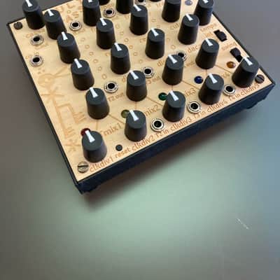 LEP MultiCassa 4CH Desktop Analogue Drum Machine & Sequencer Bild 2