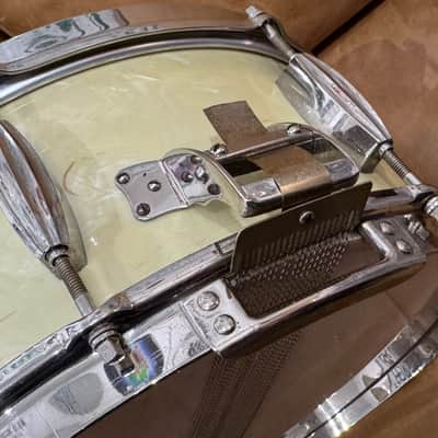 Slingerland - 5.5x14" Gene Krupa Radio King, Solid Maple Snare Drum 3-point Strainer, 1951 - White Marine Pearl image 7