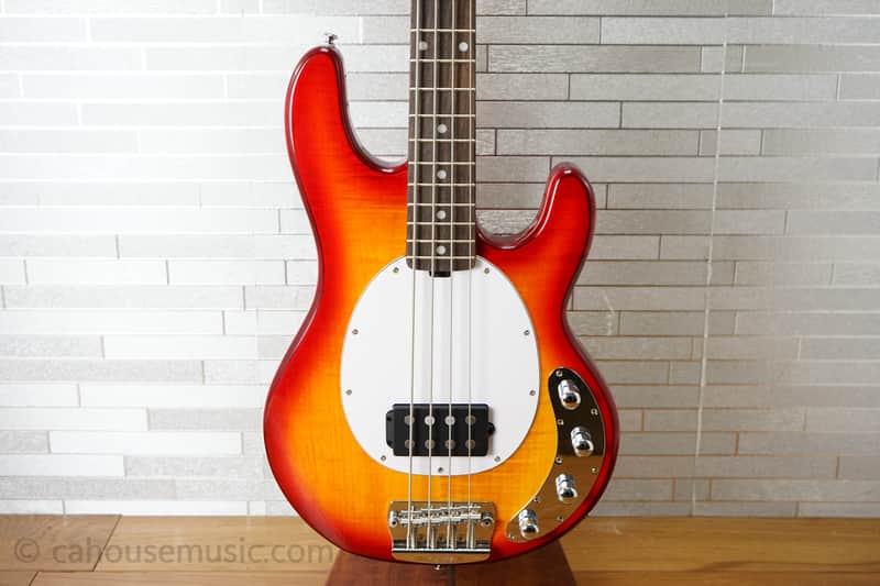 ベース Sterling by MUSICMAN Ray34FM PU&PGCustom Sterling By Music Man StingRay RAY34FM Dent and Scratch Bass