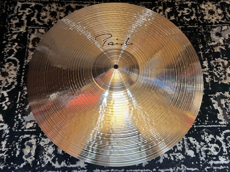 Paiste 20" Signature Fast Crash Cymbal - Traditional image 1