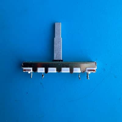 CASIO MT-35 Vintage Keyboard Replacement Part: Fader 3-Pin Slider 50KA Pot image 3