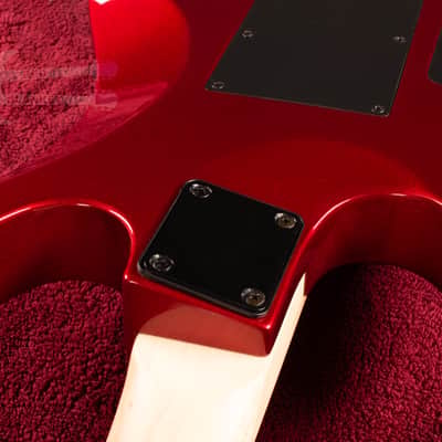 B.C. Rich Gunslinger Retro II with Floyd Rose - Candy Red image 11