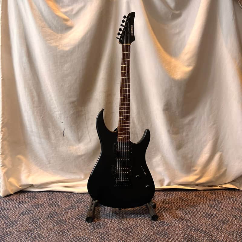 Yamaha RGX 121 SJ B/C - Black | Reverb