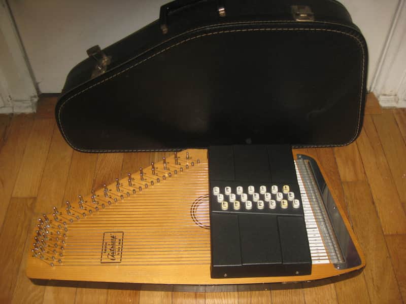 Oscar Schmidt Autoharp Appalachian 21 Chords USA with Case Ready to Play 70's image 1