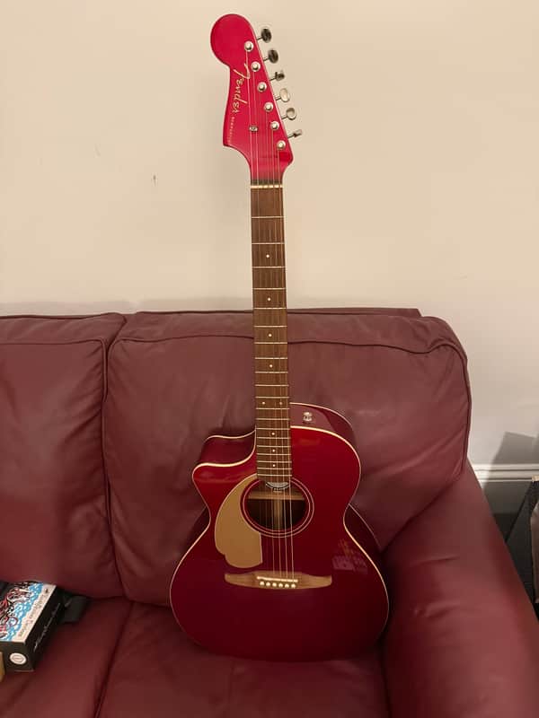 Fender California Series Newporter Player Left-Handed 2018 - 2019 - Candy Apple Red image 1