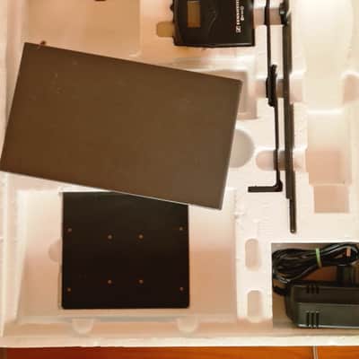 Sennheiser 🎤 Sennheiser ew 300 G2 Set | EM 300 G2 + SK 300 G2 | True Diversity | 786–822 MHz | Rack Mount image 12