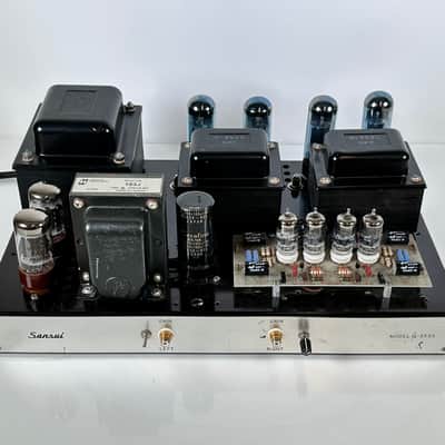 Vintage Sansui Q-3535 Stereo Amplifier image 2