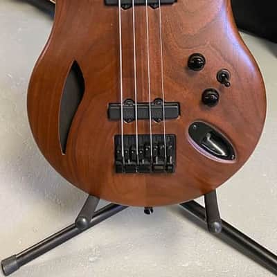 Jon Kammerer Custom Bass w/fretted & fretless necks image 2