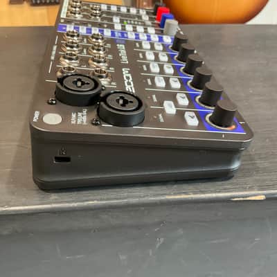 Zoom LiveTrak L6 10-Track Digital Mixer/Recorder image 2