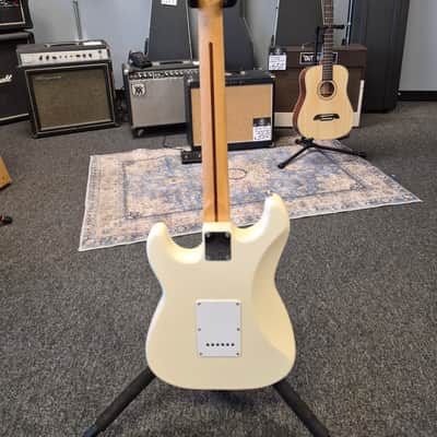 Squier Late-80s 'E Series' Stratocaster Made in Korea image 6