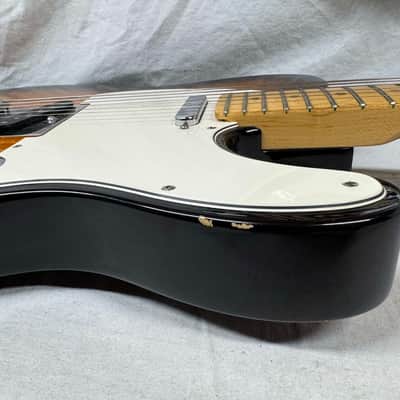 Fender American Telecaster Guitar 2001 - 2-Color Sunburst / Maple neck image 15
