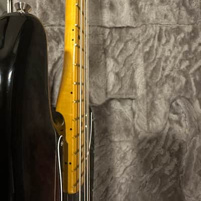 Fender American Professional II Jazz Bass with Maple Fretboard 3-Color Sunburst image 6