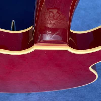 Guild Brian May Signature 1993 - Red see trough body image 11