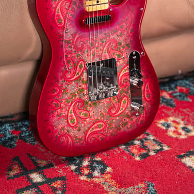 Fender Custom Shop Vintage Custom '68 Telecaster NOS in Pink Paisley, Pre-Owned image 3
