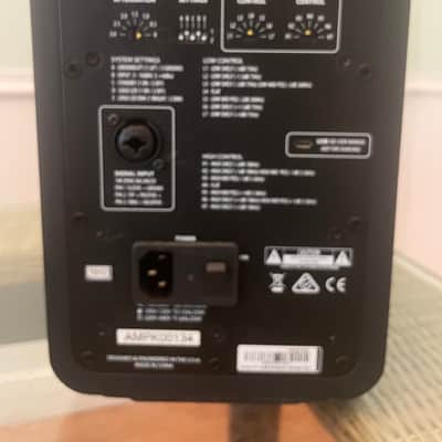 KRK V4 Series 4  - 2 Way 4" Active Studio Monitor (Pair) image 5