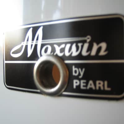 Pearl MAXWIN drums / 5-piece Shell Kit / Vintage (70's) snow white/ coffin-shaped lugs image 11