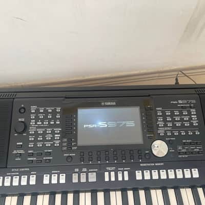 Yamaha PSR-S975 61-Key Arranger Workstation 2010s - Black image 4