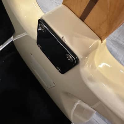 Fender Stratocaster with Maple Fretboard - Olympic White image 14