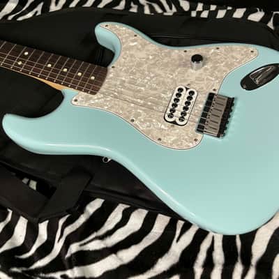 Mint MINT 2023 Fender Limited Edition Tom DeLonge Signature Stratocaster Daphne Blue 7lbs- Authorized Dealer- In Stock! G01839 image 5