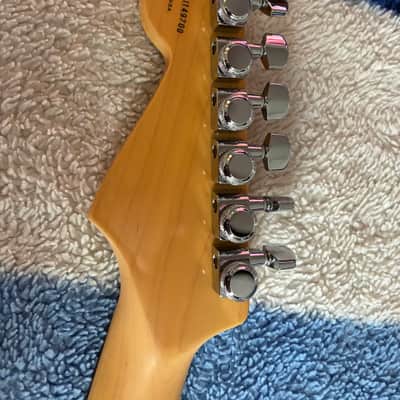 Fender American Deluxe Stratocaster with Rosewood Fretboard 2002 - 2003 - Chrome Red image 10