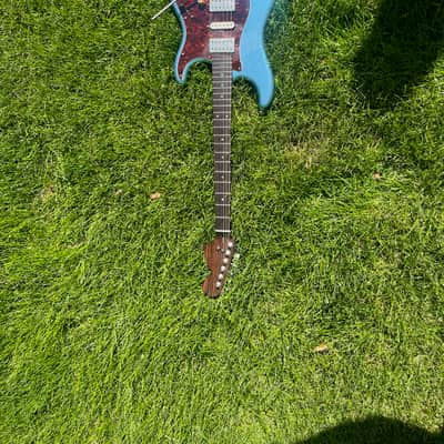 N/A Stratocaster / Partscaster 2024 - Metallic Sparkle Blue image 4