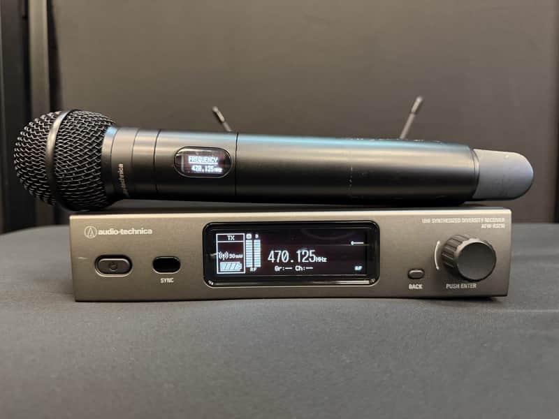 Audio Technica ATW-3210/C510 Wireless Handheld Mic System image 1